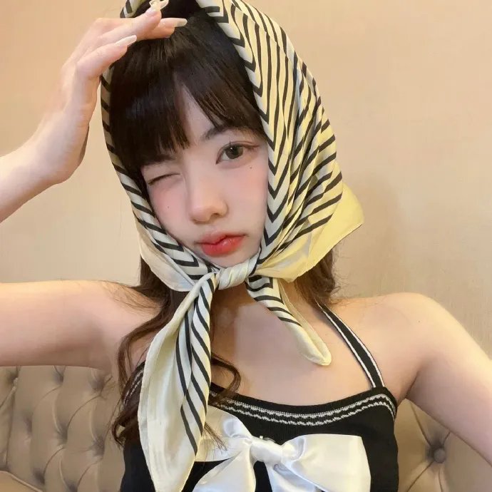 爱情公寓第一季排行榜封面